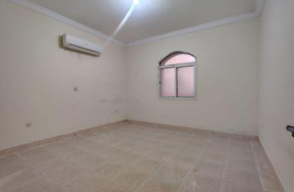 مجمع سكني - 7 غرف نوم - 6 حمامات للايجار في الوكير - الوكير - الوكرة