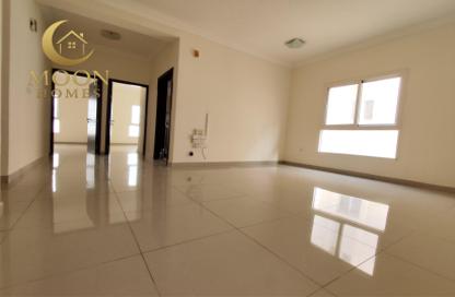 Apartment - 2 Bedrooms - 2 Bathrooms for rent in Al Mansoura - Al Mansoura - Doha