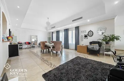 Apartment - 3 Bedrooms - 4 Bathrooms for rent in West Porto Drive - Porto Arabia - The Pearl Island - Doha