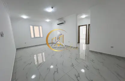 Apartment - 2 Bedrooms - 2 Bathrooms for rent in Bin Omran 35 - Fereej Bin Omran - Doha