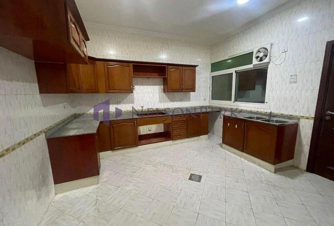 53003942 - Property Image 2