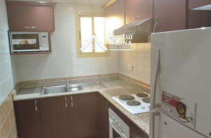 Apartment - 2 Bedrooms - 2 Bathrooms for rent in Ain Khaled - Doha