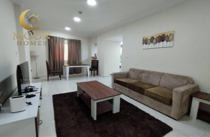 Apartment - 1 Bedroom - 1 Bathroom for rent in Umm Ghuwalina - Umm Ghuwailina - Doha