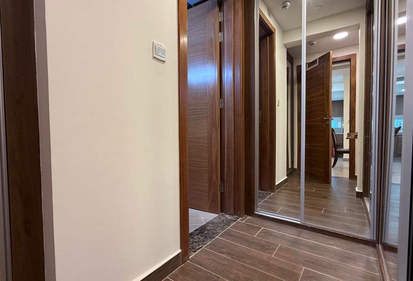 Exclusive Deal Fully Furnished 2BHK Prime location thumbnail 7