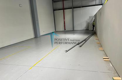 Warehouse - Studio - 1 Bathroom for rent in Industrial Area 4 - Industrial Area - Industrial Area - Doha