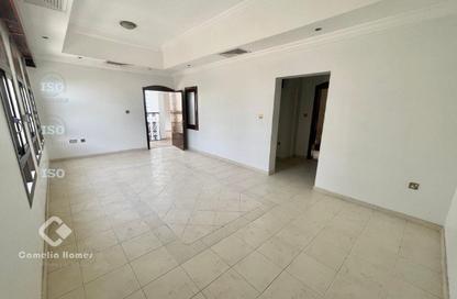 Compound - 4 Bedrooms - 5 Bathrooms for rent in Bin Omran - Fereej Bin Omran - Doha