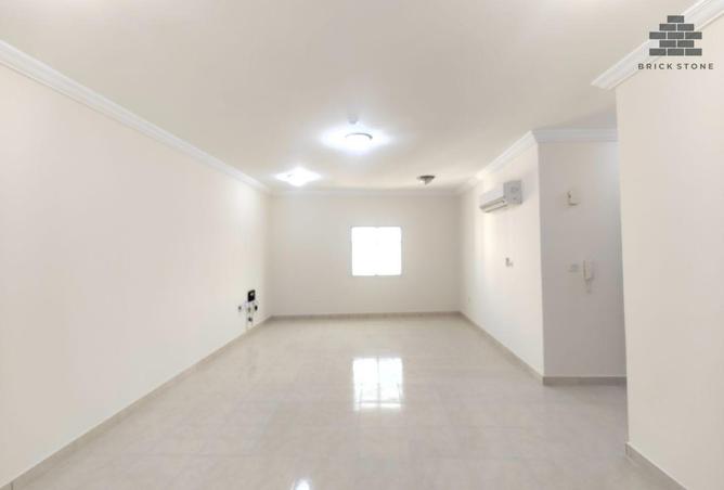 53237953 - Property Main Image