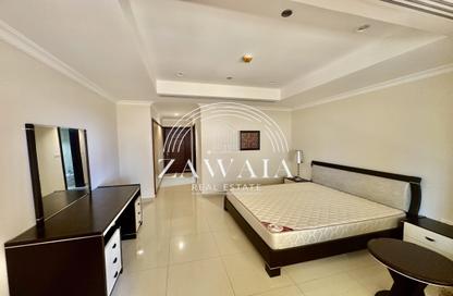 Apartment - 1 Bedroom - 2 Bathrooms for rent in West Porto Drive - Porto Arabia - The Pearl Island - Doha Apartment - 1 Bedroom - 2 Bathrooms for rent in West Porto Drive - Porto Arabia - The Pearl Island - Doha