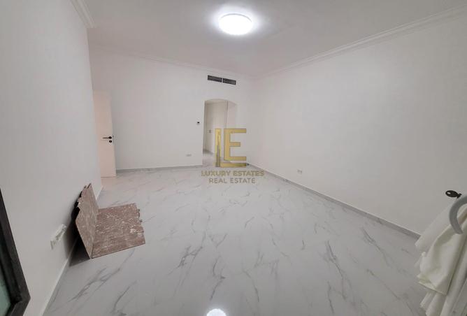 987704 - صورة العقار 3