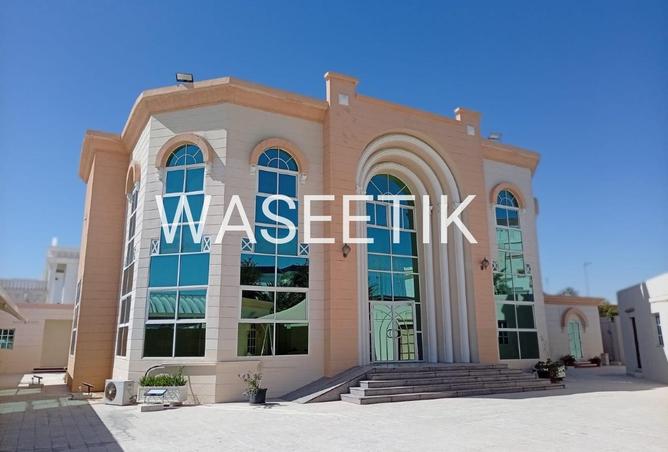 56877310 - Property Main Image