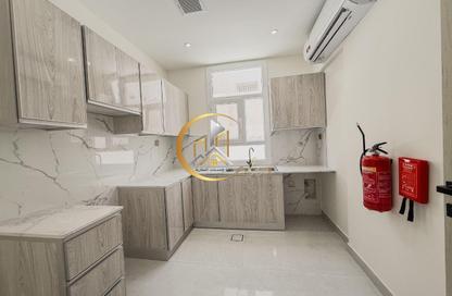 Apartment - 3 Bedrooms - 4 Bathrooms for rent in Al Khazin Street - Madinat Khalifa South - Madinat Khalifa - Doha