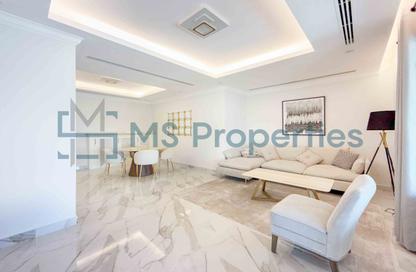 Apartment - 1 Bedroom - 2 Bathrooms for sale in East Porto Drive - Porto Arabia - The Pearl Island - Doha Apartment - 1 Bedroom - 2 Bathrooms for sale in East Porto Drive - Porto Arabia - The Pearl Island - Doha