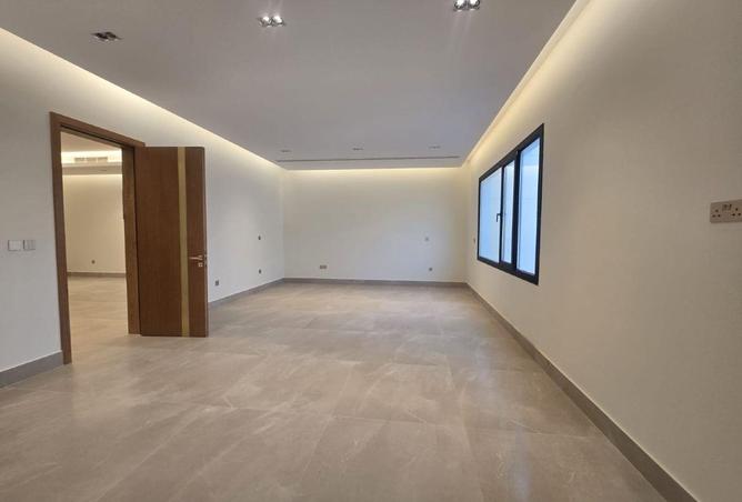 51670470 - Property Image 3