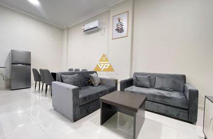 Apartment - 1 - 1 for rent in Umm Ghwailina Comm - Umm Ghuwalina - Umm Ghuwailina - Doha
