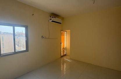 Apartment - Studio - 1 Bathroom for rent in Najma - Doha