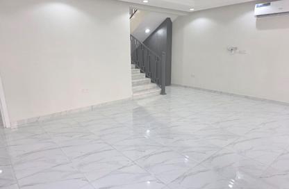 Villa - 4 Bedrooms - 4 Bathrooms for rent in Wadi Al Markh - Muraikh - AlMuraikh - Doha