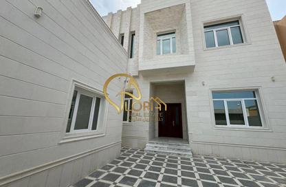 Villa - 7 - 7 for sale in Al Duhail South - Al Duhail - Doha