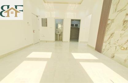 Apartment - 2 Bedrooms - 2 Bathrooms for rent in Al Mansoura - Al Mansoura - Doha
