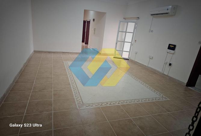 53142412 - Property Image 2