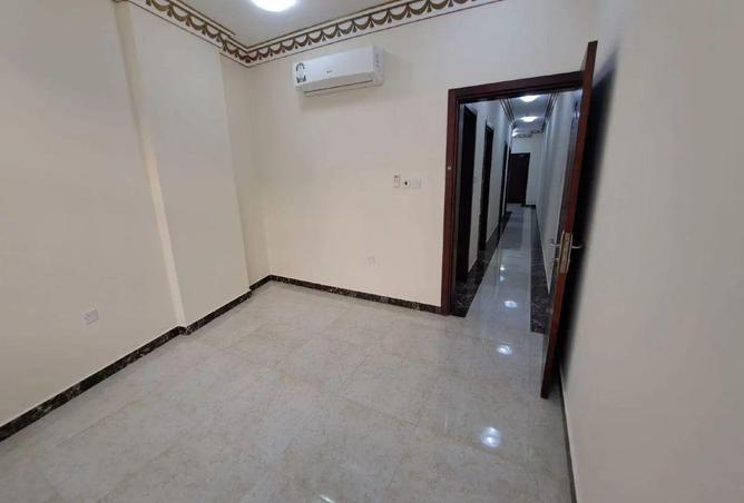 54200181 - Property Image 3