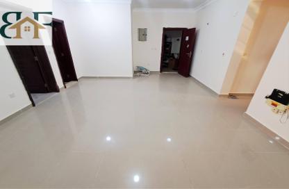Apartment - 1 Bedroom - 1 Bathroom for rent in Umm Ghwailina Comm - Umm Ghuwalina - Umm Ghuwailina - Doha Apartment - 1 Bedroom - 1 Bathroom for rent in Umm Ghwailina Comm - Umm Ghuwalina - Umm Ghuwailina - Doha