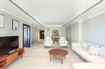 Apartment - 1 Bedroom - 2 Bathrooms for rent in East Porto Drive - Porto Arabia - The Pearl Island - Doha
