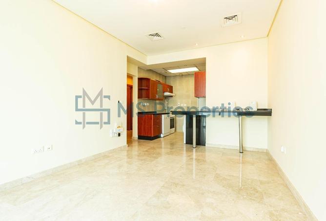 989377 - Property Main Image