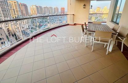 Apartment - 3 Bedrooms - 5 Bathrooms for rent in East Porto Drive - Porto Arabia - The Pearl Island - Doha