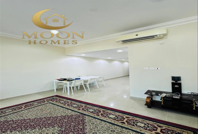 52543786 - Property Image 3