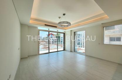 Apartment - 1 Bedroom - 2 Bathrooms for sale in Crystal Residence - Gewan Island - The Pearl Island - Doha