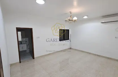 Apartment - 4 Bedrooms - 3 Bathrooms for rent in New Salata - Salata - Doha