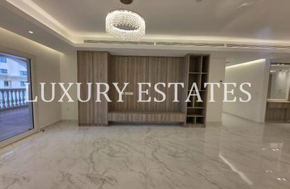 Apartment - 2 - 3 for sale in Tower 8 - Porto Arabia - The Pearl Island - Doha Apartment - 2 - 3 for sale in Tower 8 - Porto Arabia - The Pearl Island - Doha