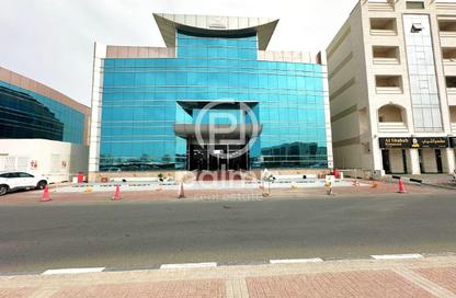 Whole Building - Studio - 7+ Bathrooms for rent in D-Ring Road - D-Ring - Doha