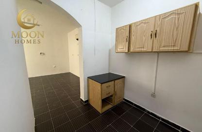 Villa - Studio - 1 Bathroom for rent in Al Maamoura - Al Maamoura - Doha