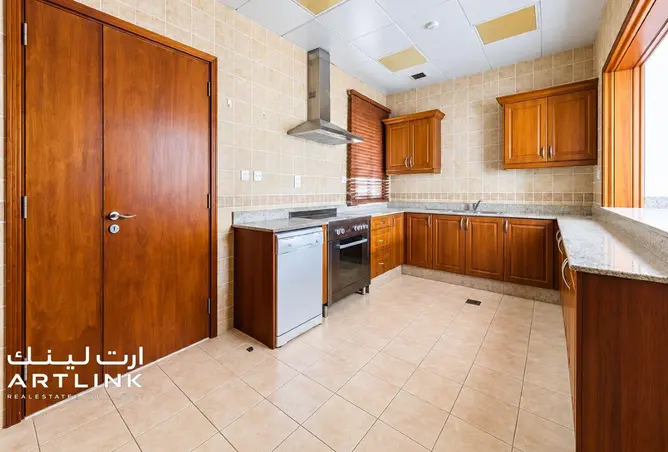 62860355 - Property Image 3