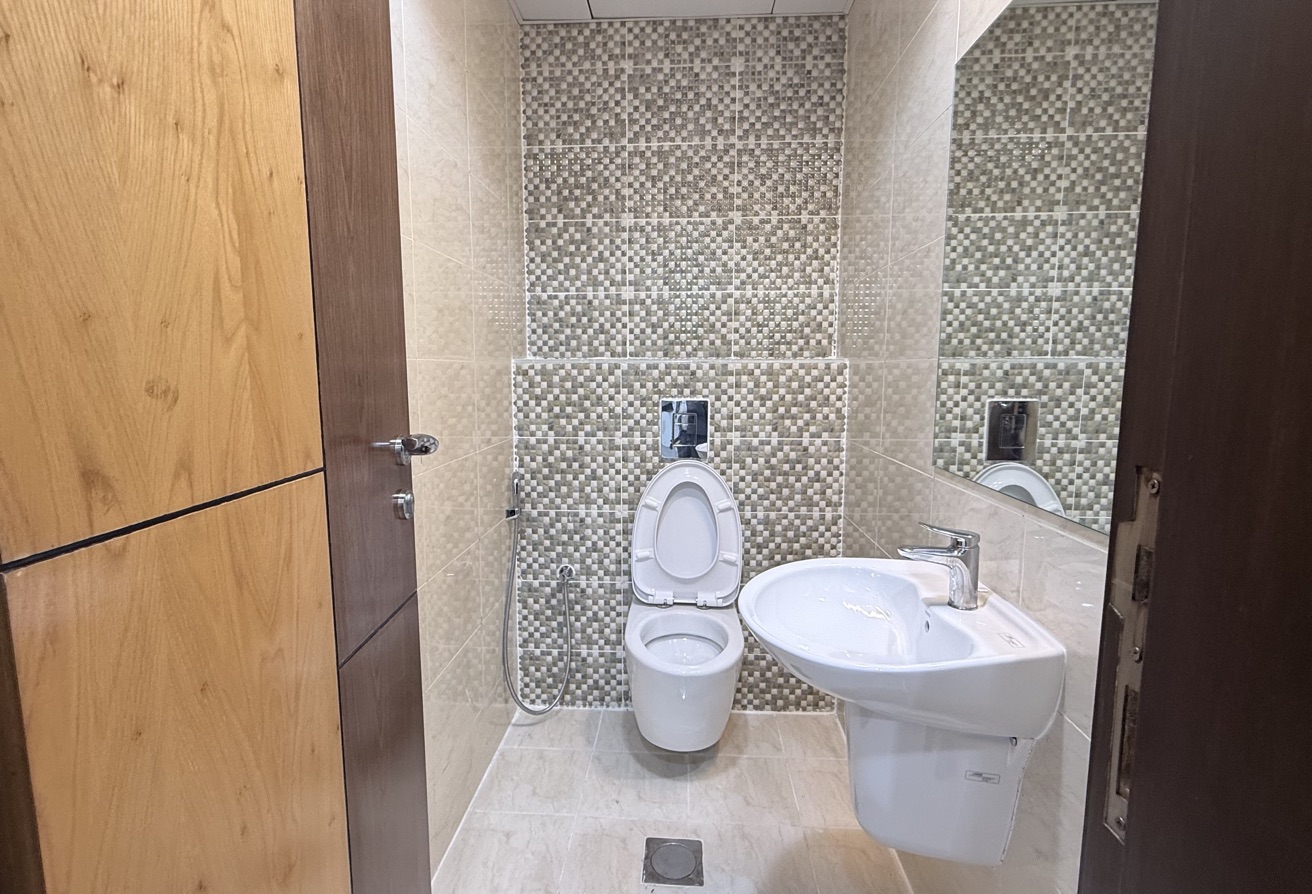 High-Quality 1 Bedroom | Best Offer Price | Pr thumbnail 5