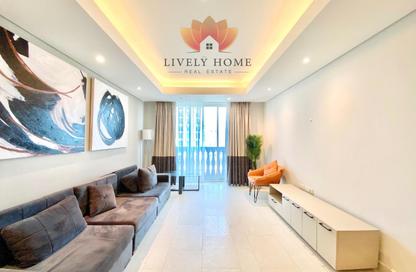 Apartment - 1 - 2 for rent in Viva West - Viva Bahriyah - The Pearl Island - Doha Apartment - 1 - 2 for rent in Viva West - Viva Bahriyah - The Pearl Island - Doha