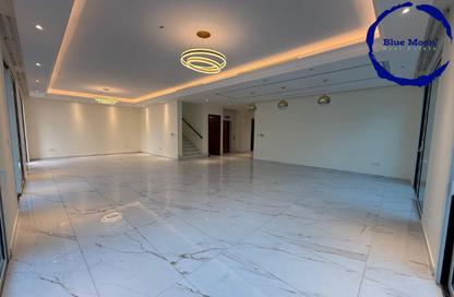 Villa - 6 Bedrooms - 7 Bathrooms for rent in Floresta Gardens - Floresta Gardens - The Pearl Island - Doha
