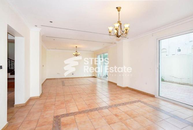 1016585 - Property Image 2