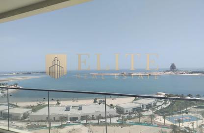 Apartment - 2 Bedrooms - 2 Bathrooms for rent in Burj DAMAC Marina - Marina District - Lusail