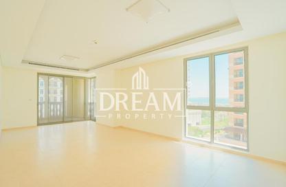 Apartment - 2 Bedrooms - 3 Bathrooms for sale in Viva West - Viva Bahriyah - The Pearl Island - Doha Apartment - 2 Bedrooms - 3 Bathrooms for sale in Viva West - Viva Bahriyah - The Pearl Island - Doha