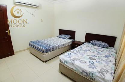 Apartment - 2 Bedrooms - 2 Bathrooms for rent in Al Mansoura - Al Mansoura - Doha