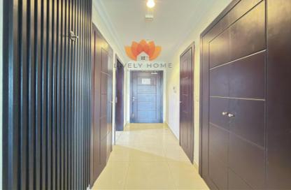 Apartment - 3 Bedrooms - 4 Bathrooms for rent in Porto Arabia Townhouses - Porto Arabia - The Pearl Island - Doha