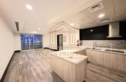 Apartment - 1 Bedroom - 2 Bathrooms for rent in Viva East - Viva Bahriyah - The Pearl Island - Doha