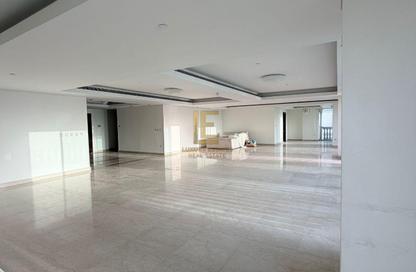 Apartment - 4 Bedrooms - 6 Bathrooms for rent in Viva East - Viva Bahriyah - The Pearl Island - Doha Apartment - 4 Bedrooms - 6 Bathrooms for rent in Viva East - Viva Bahriyah - The Pearl Island - Doha
