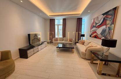 Apartment - 2 Bedrooms - 3 Bathrooms for rent in The Garden - Floresta Gardens - The Pearl Island - Doha