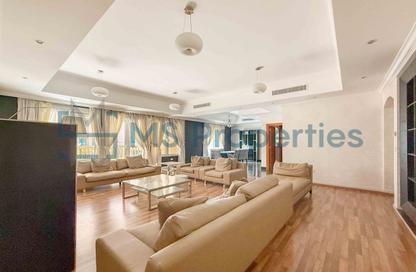 Apartment - 3 Bedrooms - 4 Bathrooms for rent in West Porto Drive - Porto Arabia - The Pearl Island - Doha