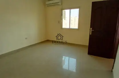 Apartment - 2 Bedrooms - 2 Bathrooms for rent in Al Zubair Bakkar Street - Al Sadd - Doha