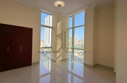 Apartment - 2 Bedrooms - 2 Bathrooms for rent in Lusail Marina Heights - Marina District - Lusail