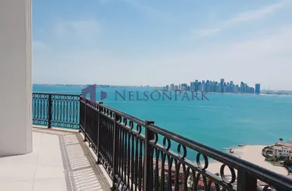 Penthouse - 3 Bedrooms - 5 Bathrooms for rent in Floresta Gardens - Floresta Gardens - The Pearl Island - Doha